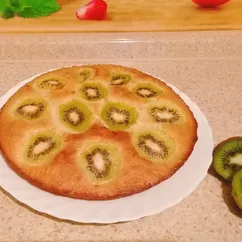 Шарлотка с киви🥝