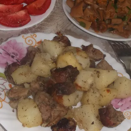 Душистый картофель со свининой