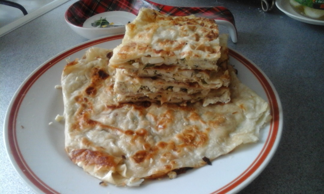 Жареный лаваш с начинкой