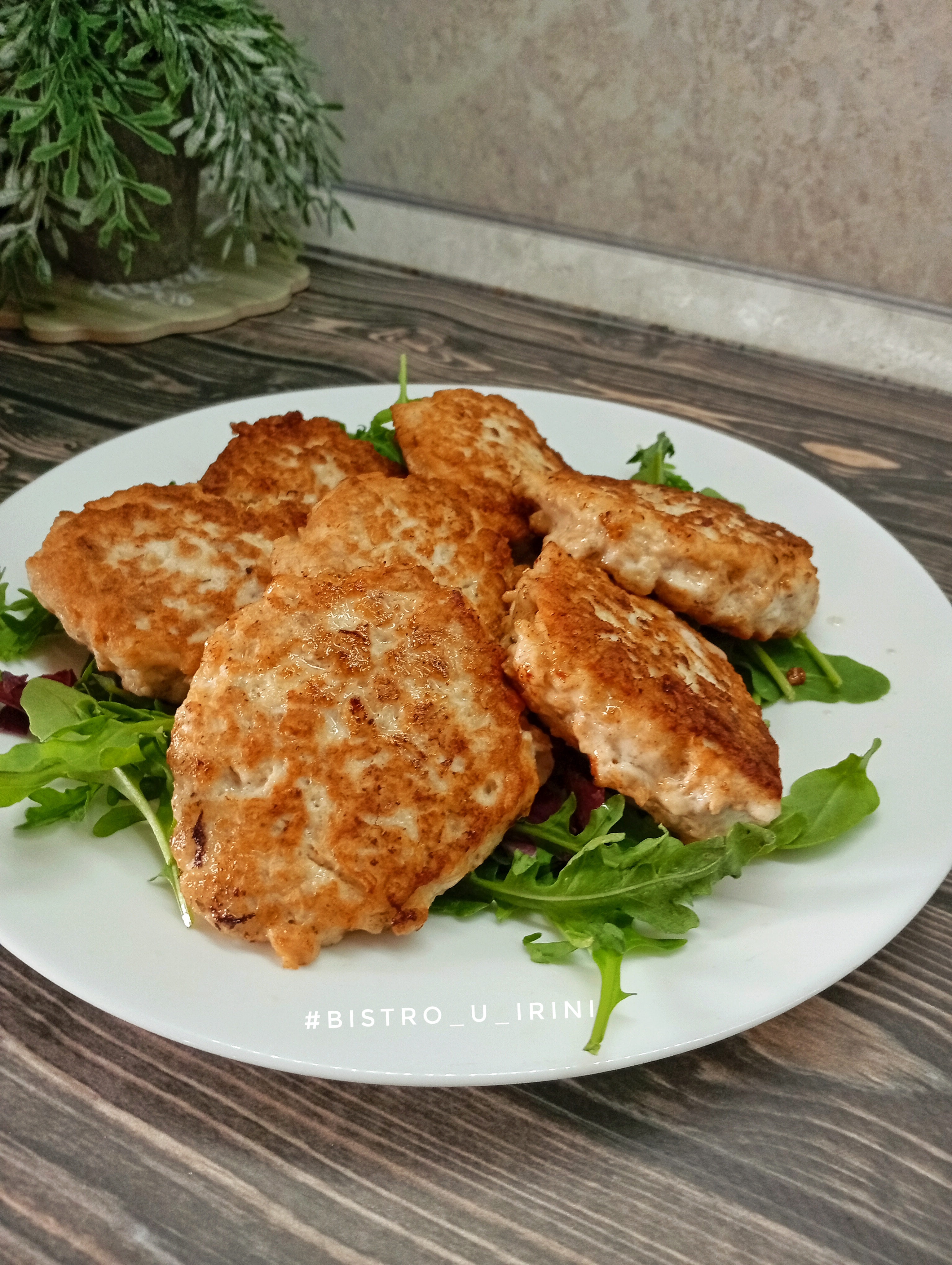 Нежные куриные оладушки без муки