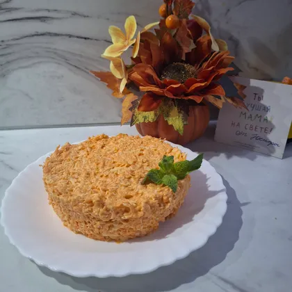 Салат морковь с сыром и чесноком