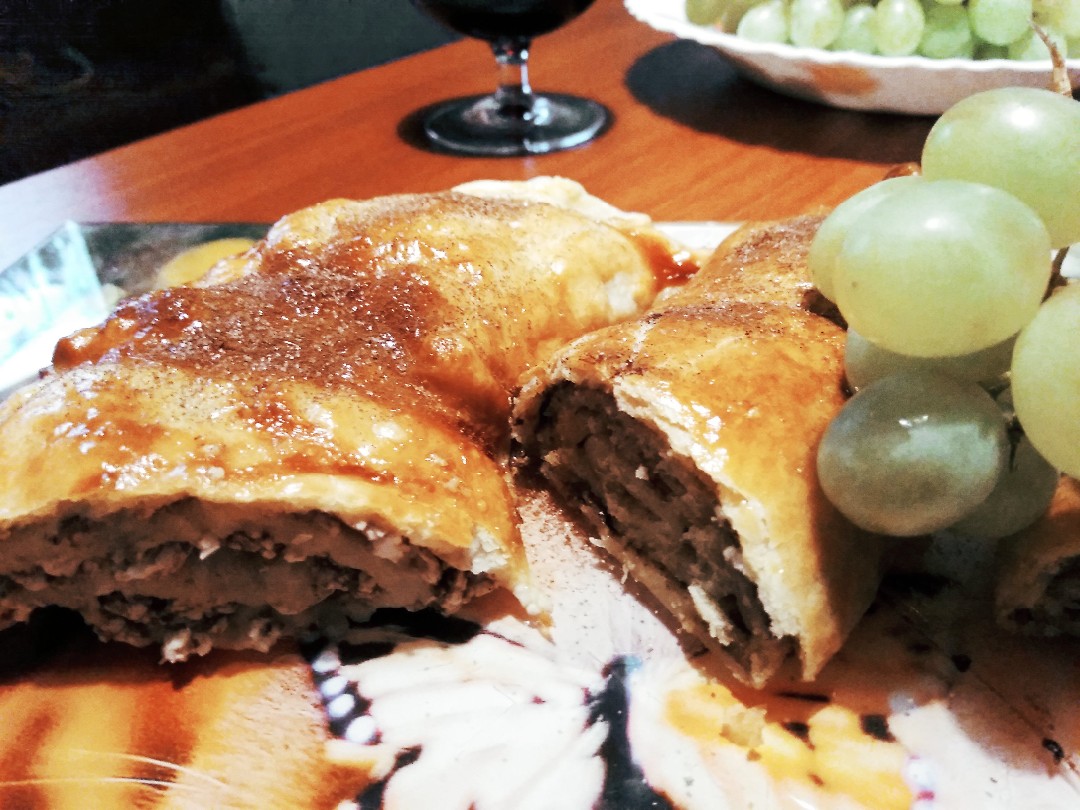 Рулет с творогом и какао