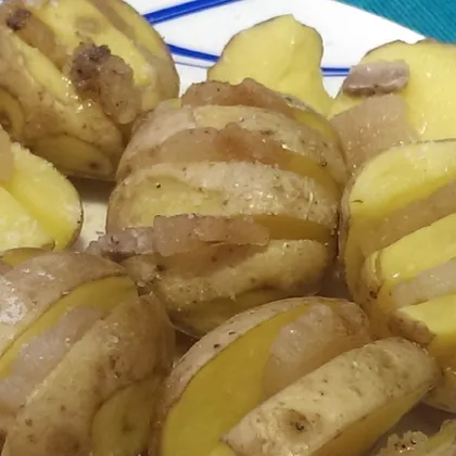 Картошка за печеная с салом