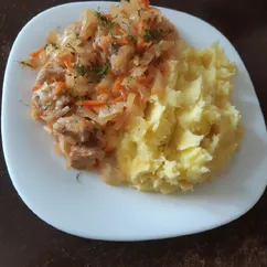 Солянка с пюре