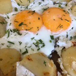 Яичница 🍳 с картошечкой