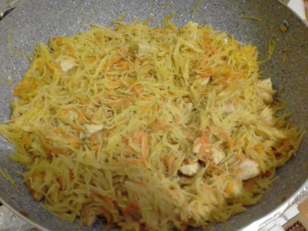 Курочка с вермишелью