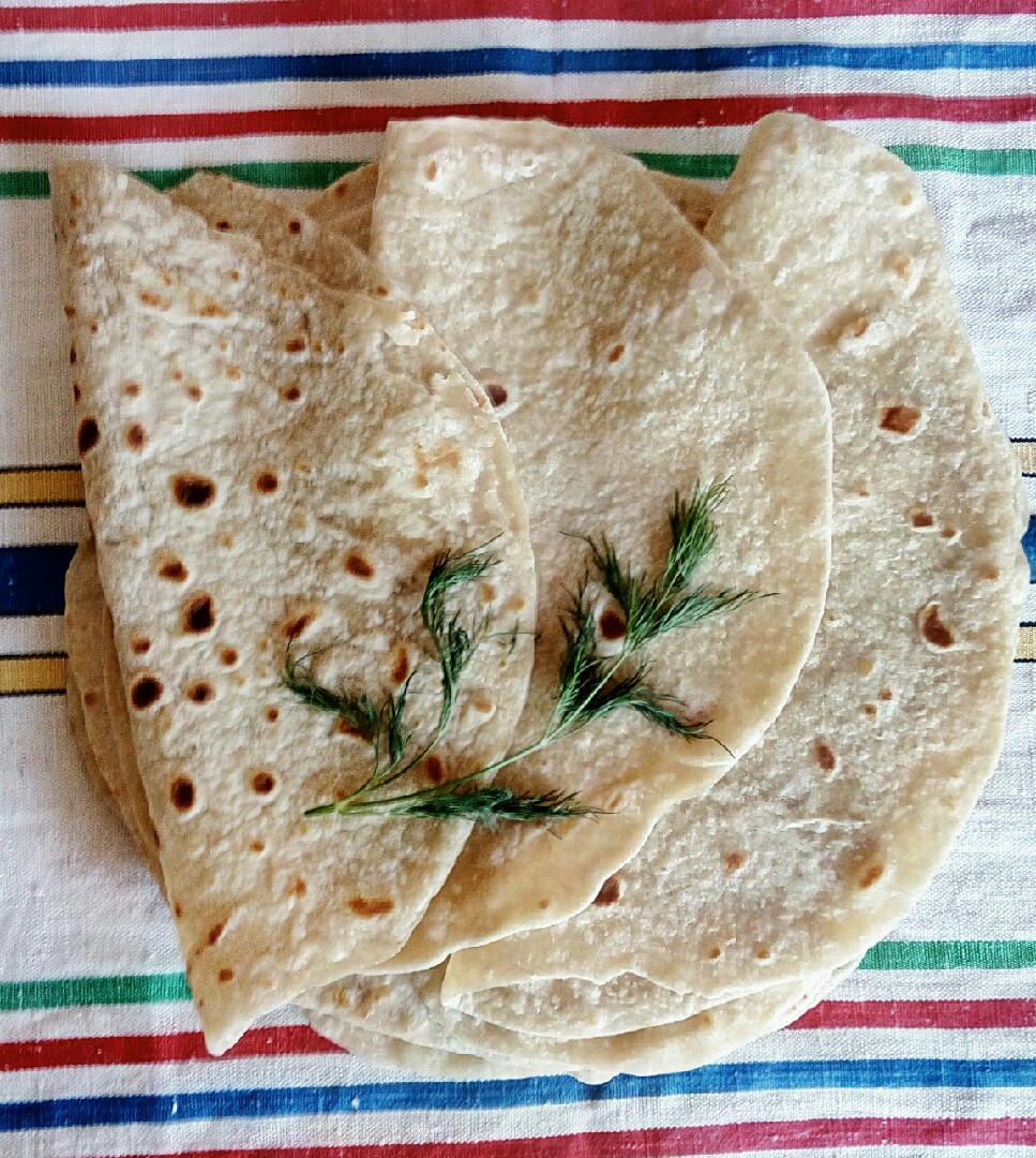 Шаурма в лаваше с курицей в духовке в домашних условиях