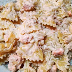 Farfalle al salmone