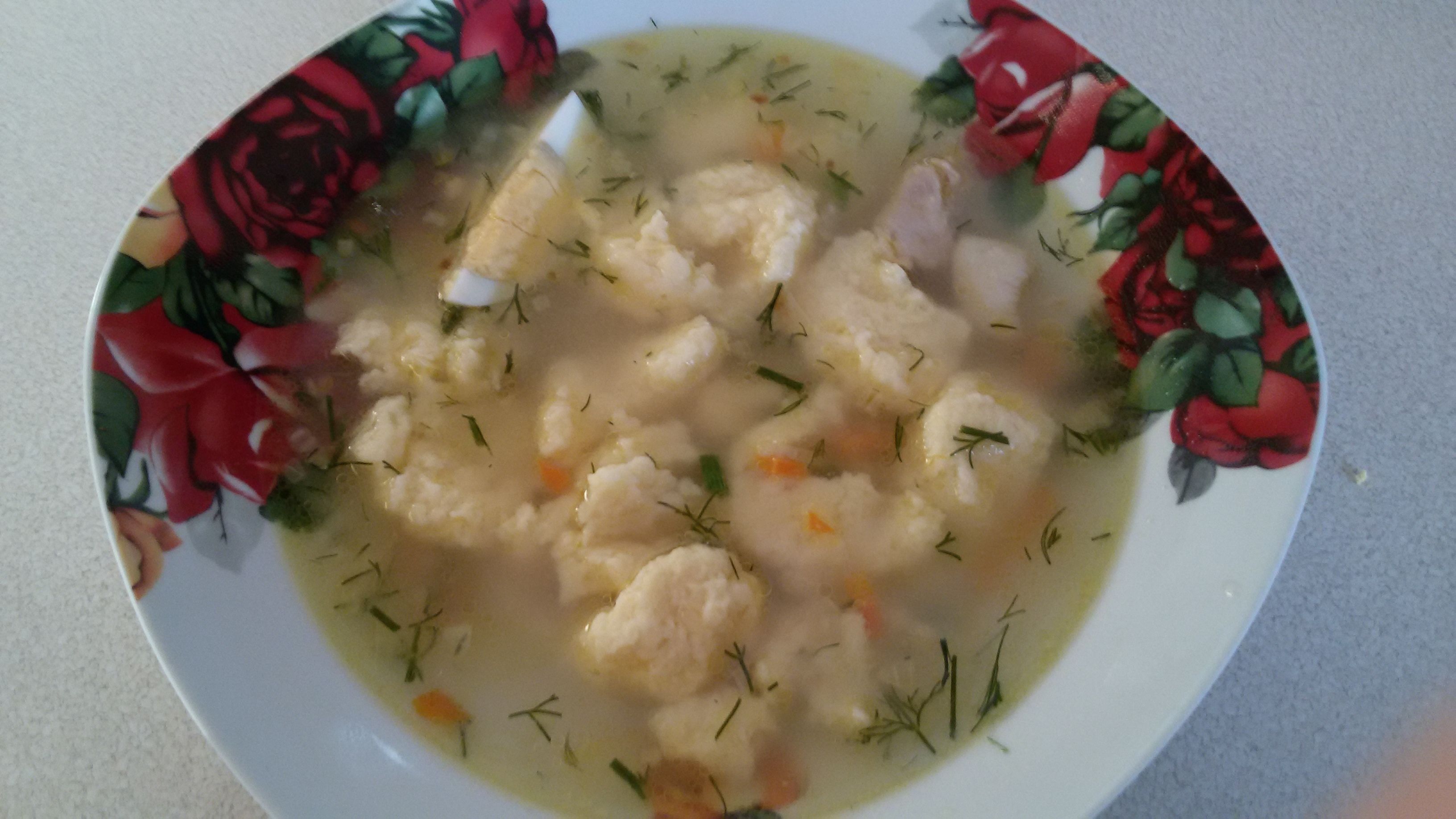 Куриный суп с сырными галушками (клёцками)