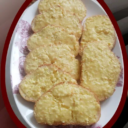 Бутерброды с творожно-сырно-чесночным маслом