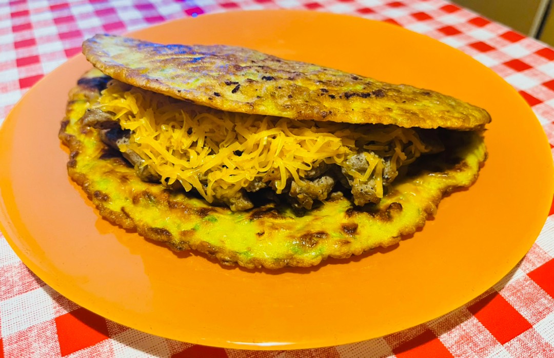 Кабачковый такос с куриным филе, грибами и сыром «Чеддер» 🧑‍🍳