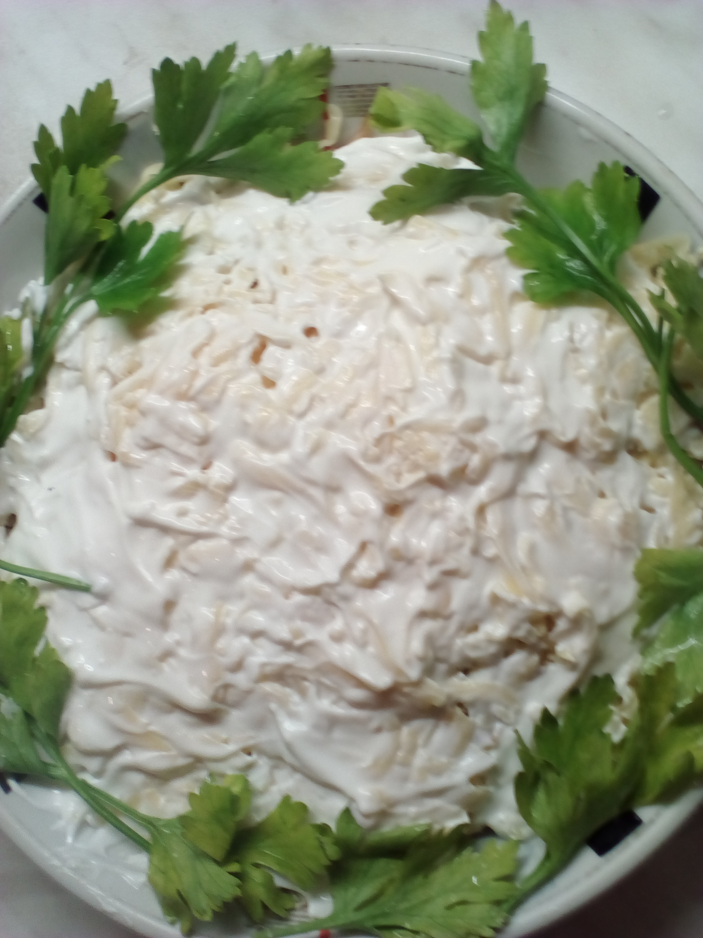 Салаты из консервированной горбуши — простые и вкусные рецепты