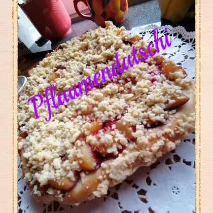 Pflaumendatschi/ Сливовый пирог со штрейзелем