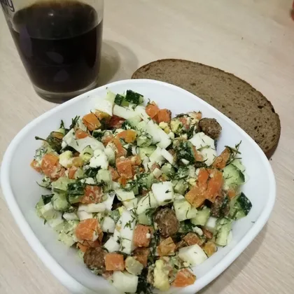 Лёгкий салат с морковкой