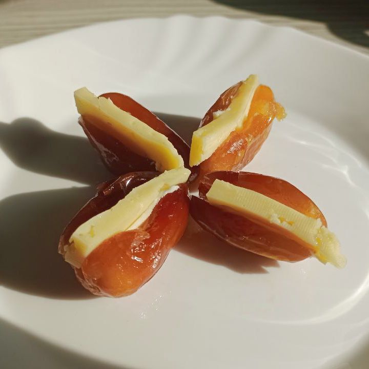 Финики с маслом