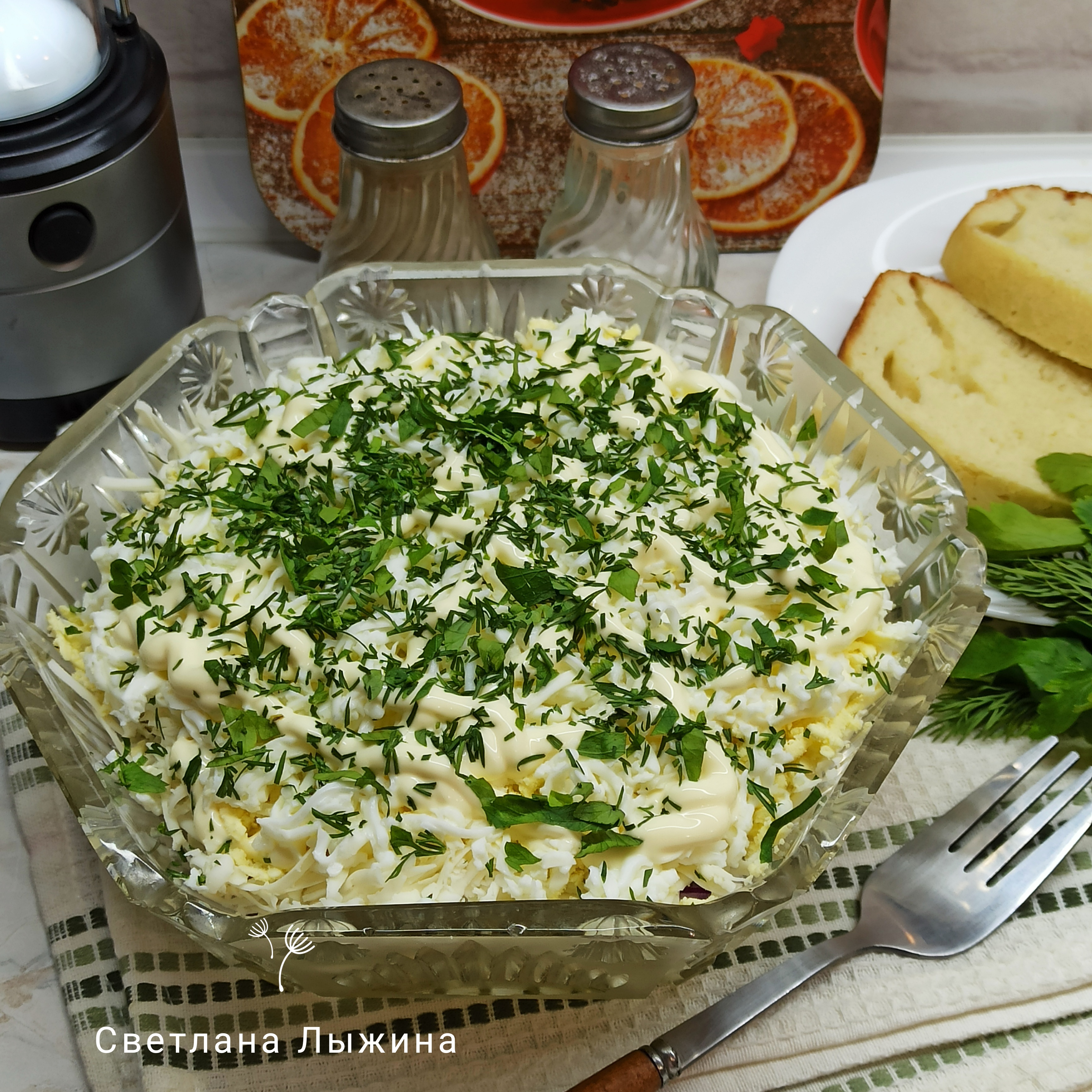Салат из консервированной сардины 