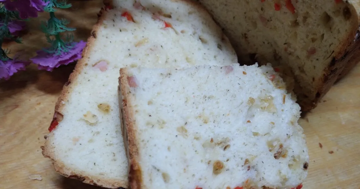 Хлеб в хлебопечке с ветчиной, луком и болгарским перцем 🍞 рецепт с фото ...