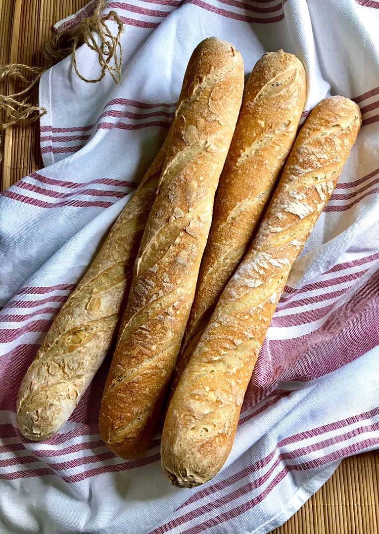 Классический французский багет на закваске🥖