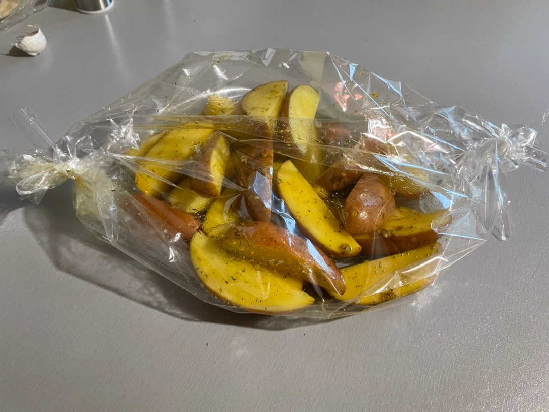 Картошка, запеченная в пакете (рукаве)