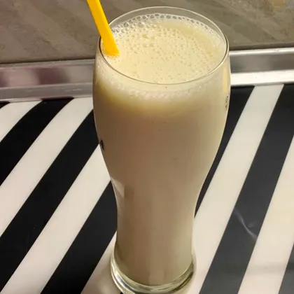 Бананово - молочный коктейль