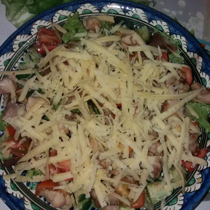 Вкусный салат с кунжутной заправкой