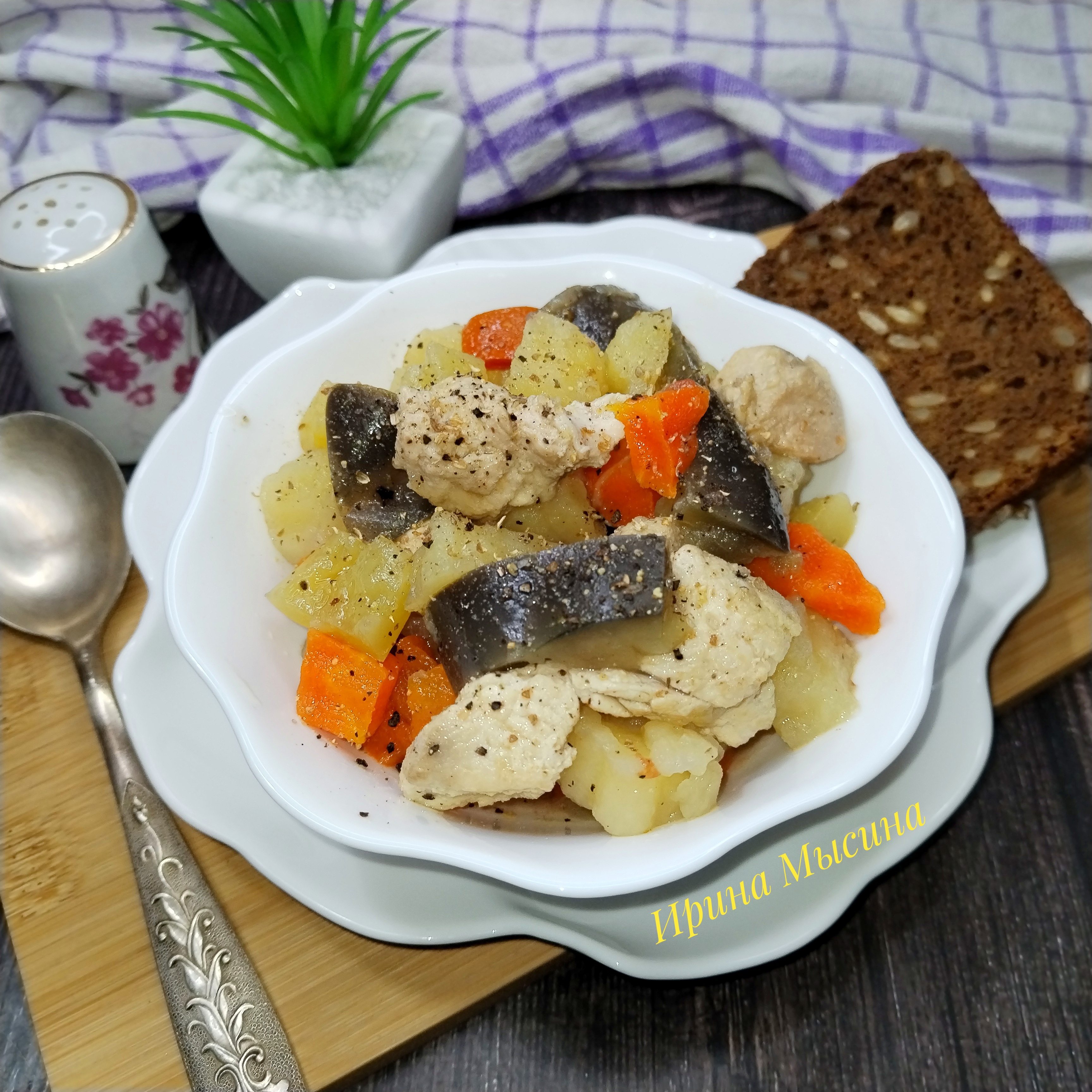 Тушёные овощи с филе индейки в мультиварке 