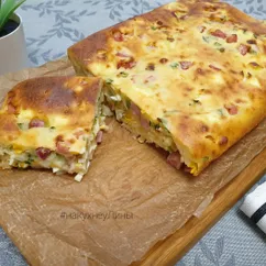 Заливной пирог с ветчиной, яйцом и зелёным луком 🥧