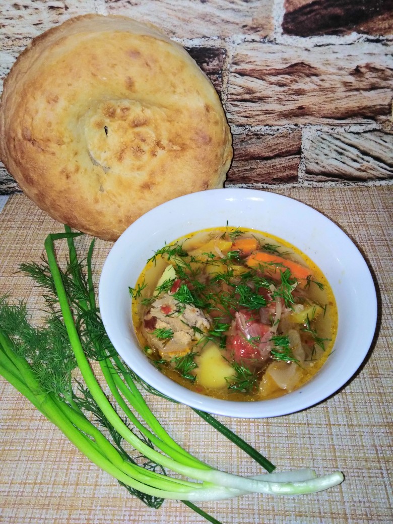 шурпа (узбекский луковый суп)