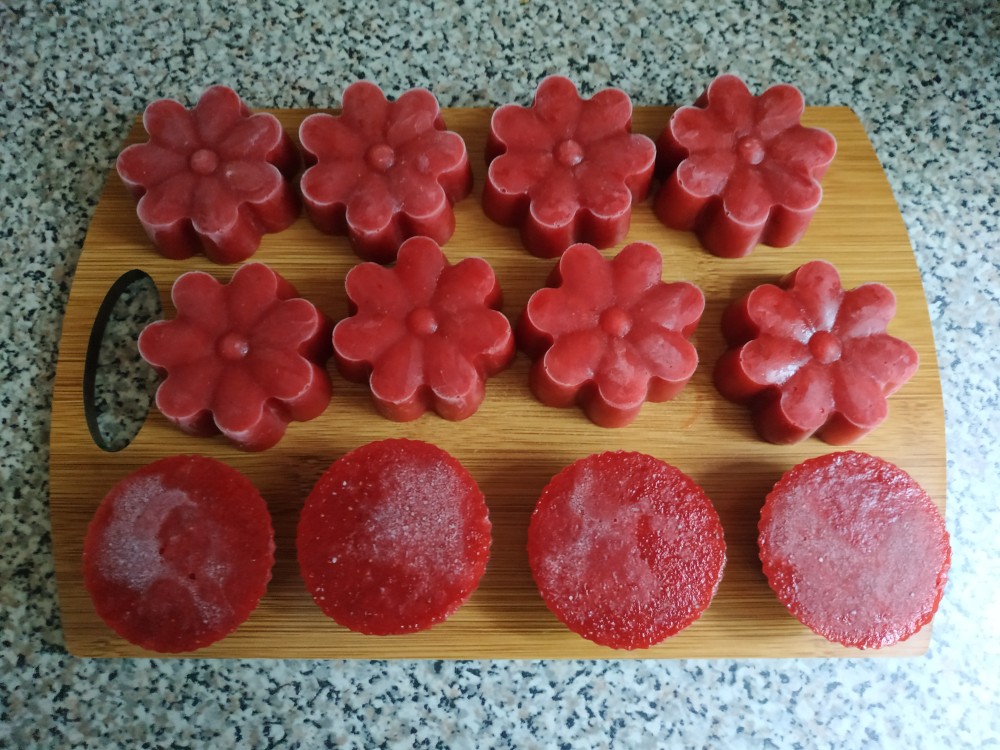Сухая заморозка клубничного пюре