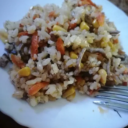 Овощная смесь с рисом и фаршем
