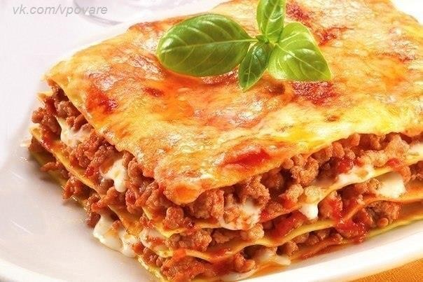 Лазанья с помидорами и сыром