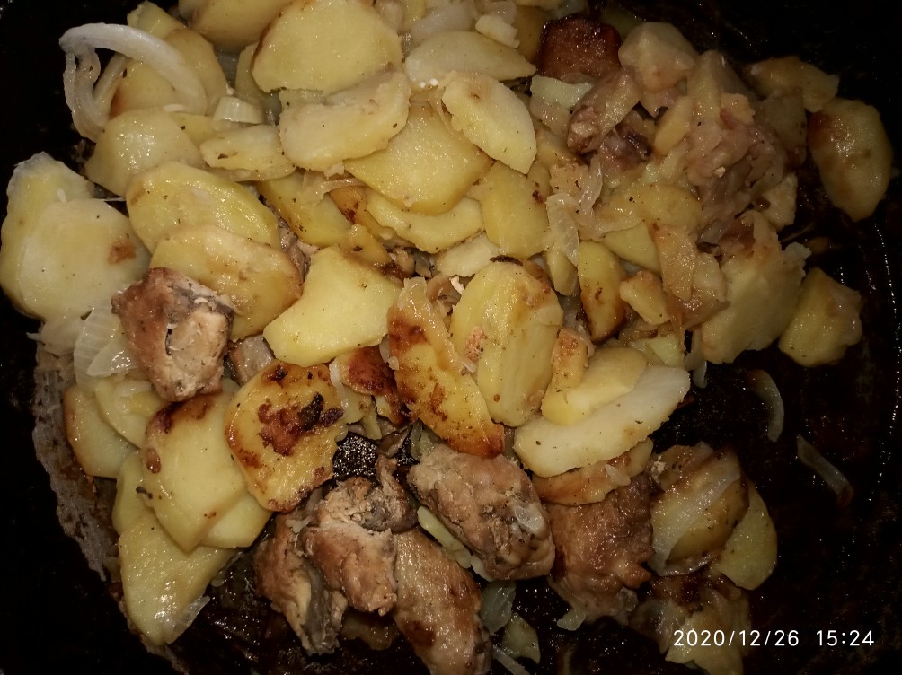 Рецепт: Картофель, жареный с печенью | жареная картошка с печенью для сытного ужина