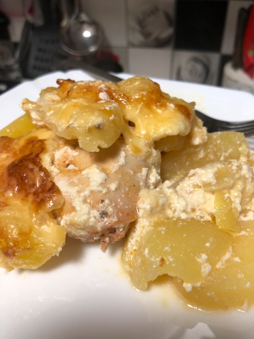 Куриные 🐓 бедрышки с картошечкой в сливках 😋