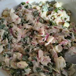 Салат из редиски с яйцом и луком