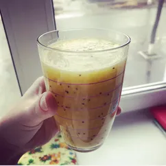 Фруктовый смузи 🍌🥝🍊🥤