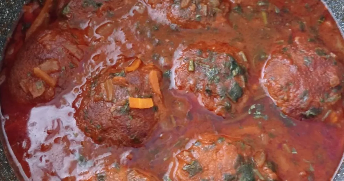 Пряные мясные котлеты в томатном соусе - рецепт приготовления с фото от gkhyarovoe.ru