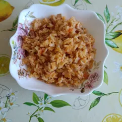 Рис с томатами и беконом 