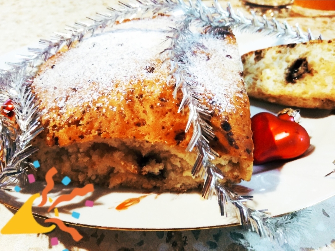 Праздничный творожный пышкин с курагой и шоколадом