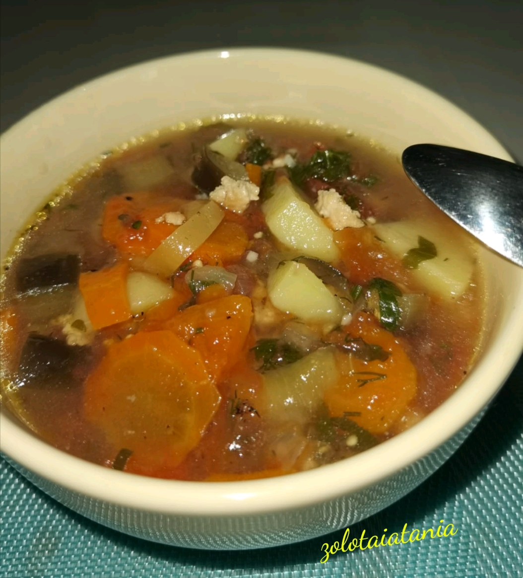 Овощное рагу с куриным фаршем