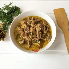 Куриные сердечки с шампиньонами в мультиварке-скороварке