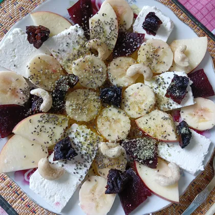 Салат с творогом и свёклой «Утренний»