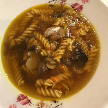 Постный грибной суп с макаронами