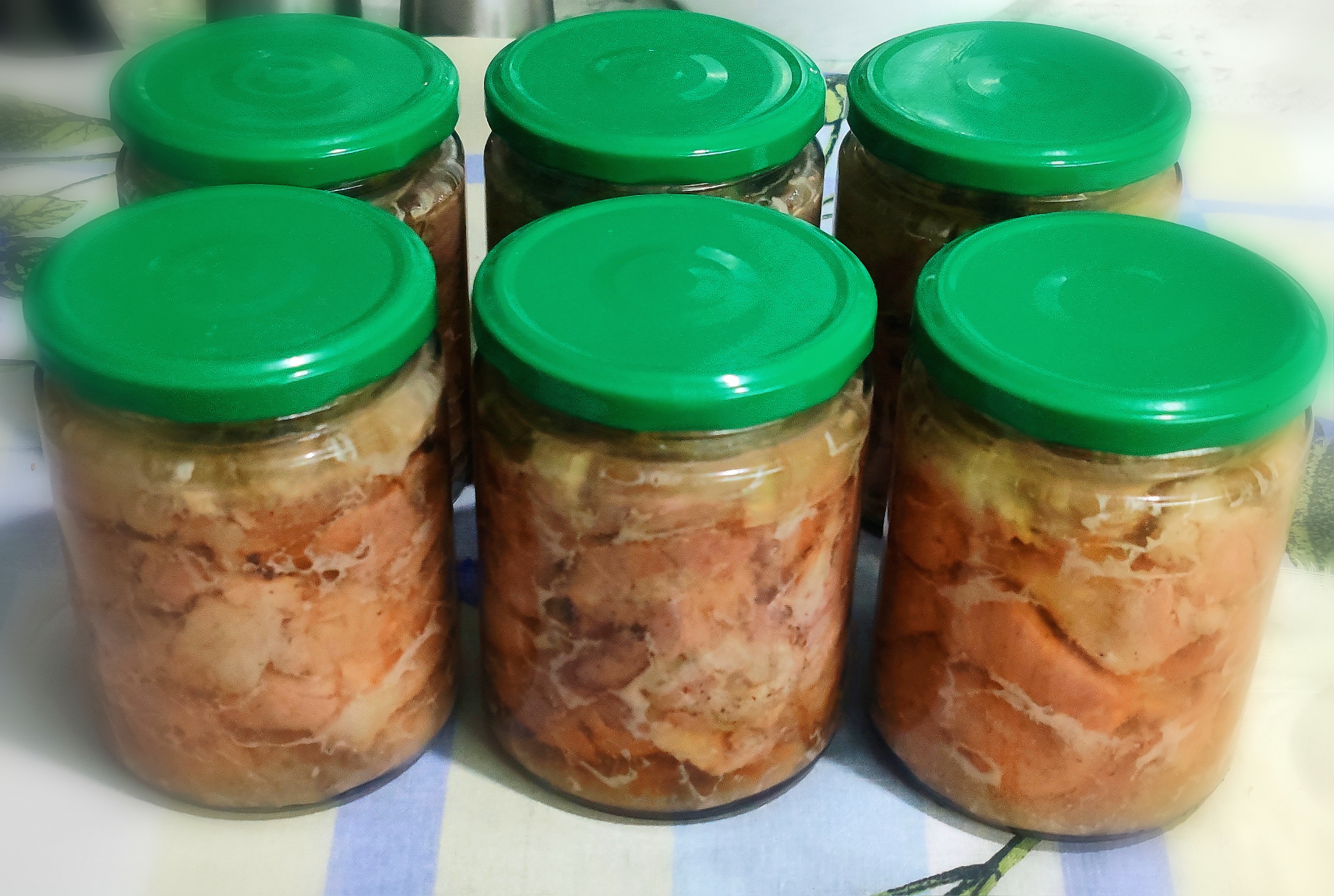 Домашняя тушёнка в собственном соку 