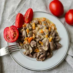 Гуляш из куриных сердечек