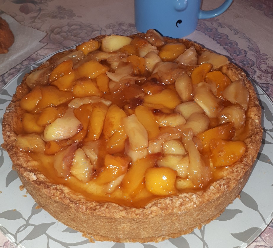 Тарт со сметаной и фруктами