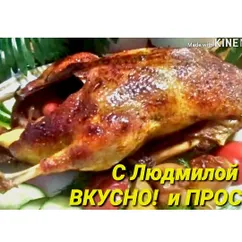 Вкусная утка в интересном маринаде с яблоками, айвой и лимоном