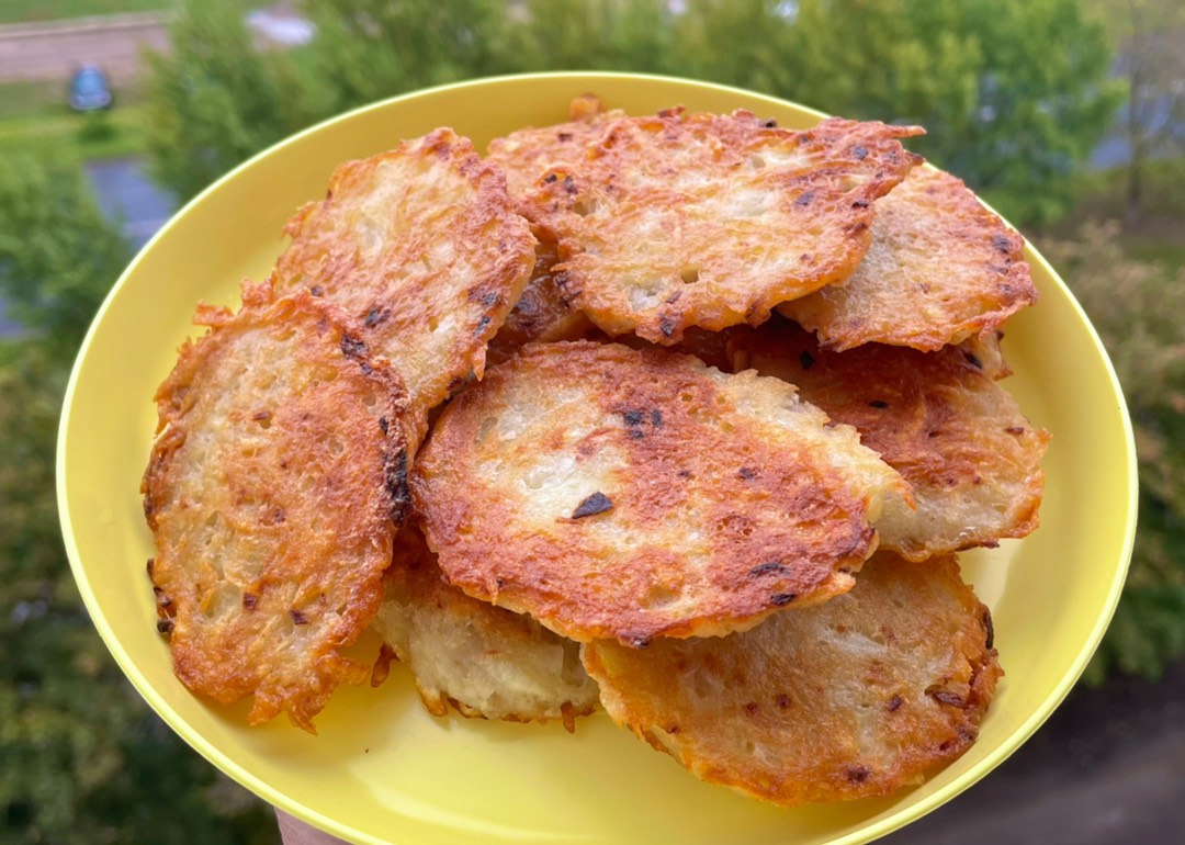 Драники картофельные: рецепт классический, пошаговый рецепт на сковороде | Меню недели