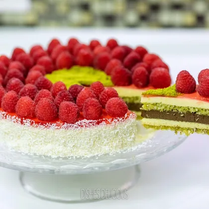 Торт Карайби Яркий и красивый торт от Луки Монтерсино