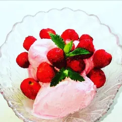 Домашнее клубничное мороженое 🍧