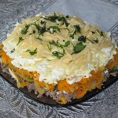 Простой салат с куриной печенью